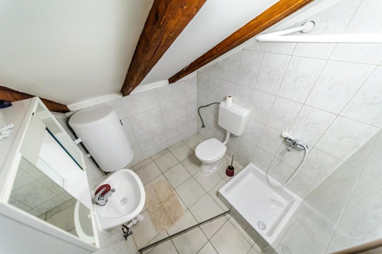 بوسيدارجي Apartments & Rooms Lucie المظهر الخارجي الصورة