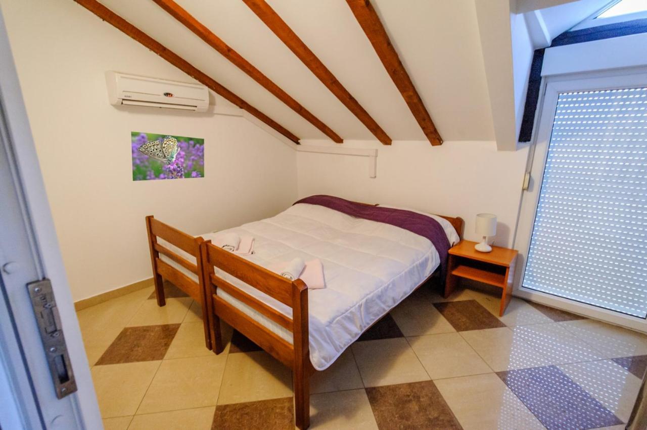 بوسيدارجي Apartments & Rooms Lucie المظهر الخارجي الصورة