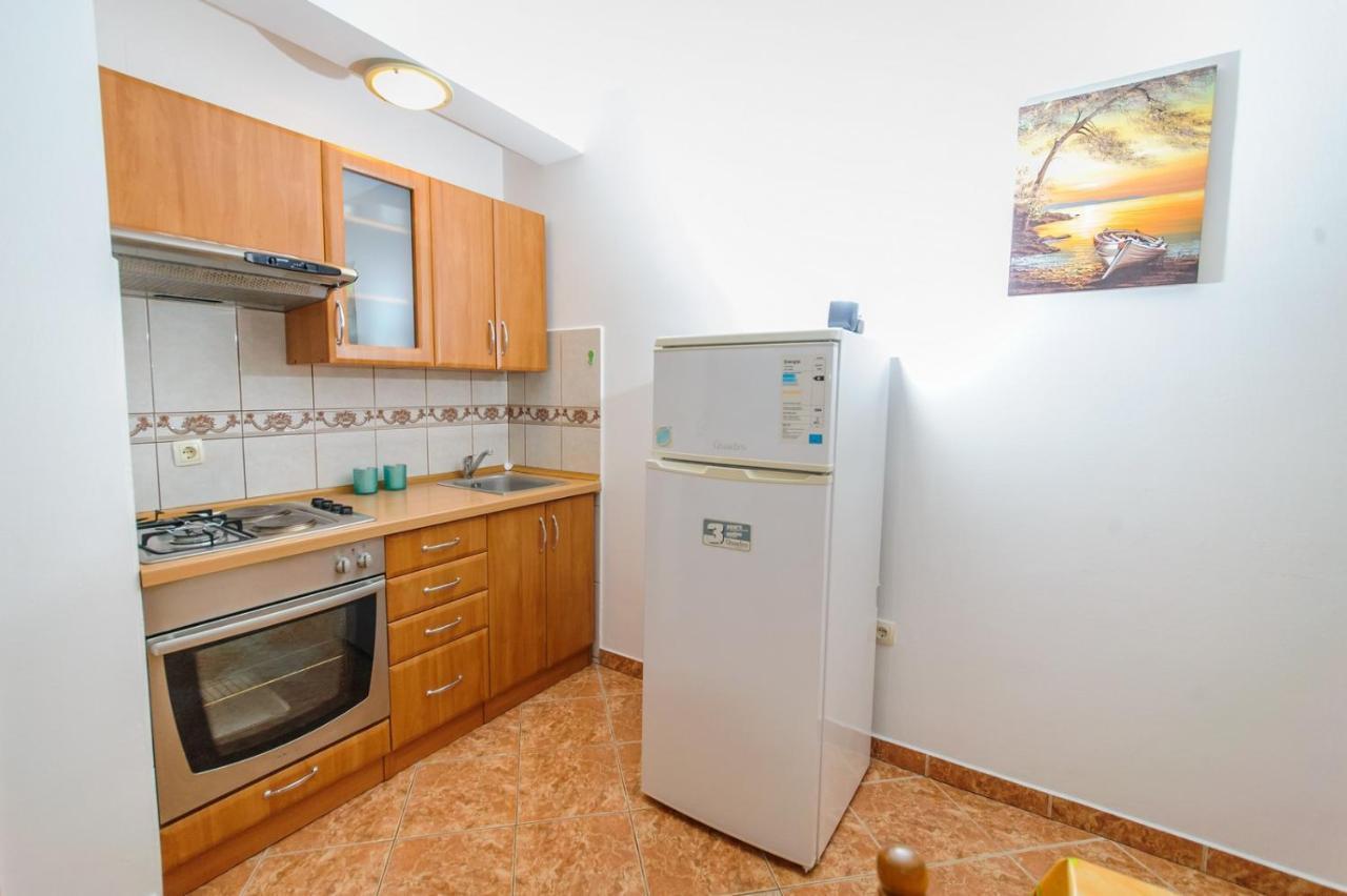 بوسيدارجي Apartments & Rooms Lucie المظهر الخارجي الصورة