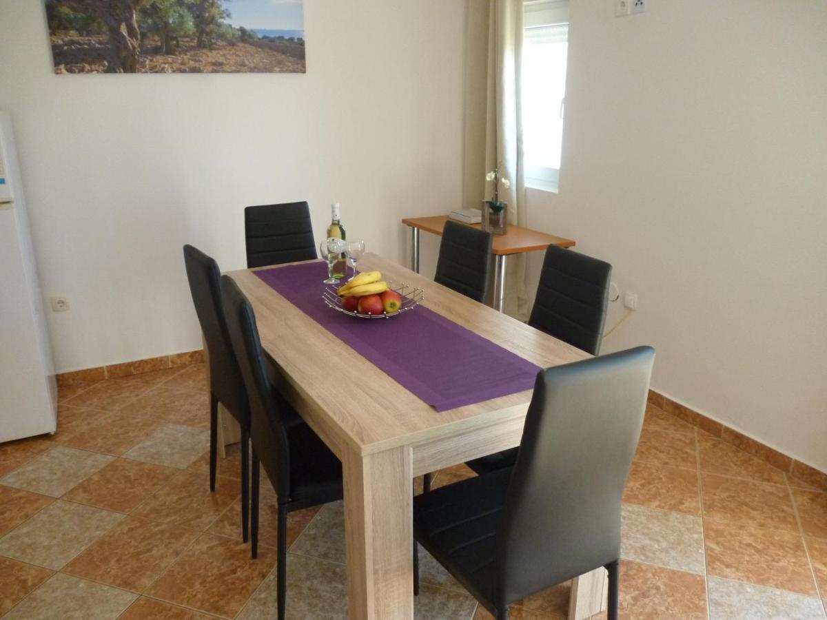 بوسيدارجي Apartments & Rooms Lucie المظهر الخارجي الصورة