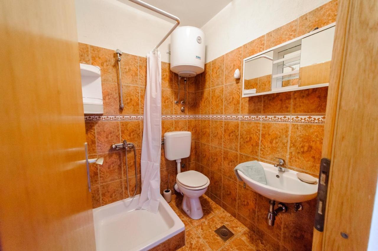 بوسيدارجي Apartments & Rooms Lucie المظهر الخارجي الصورة